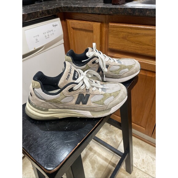 New Balance 992 M992J2 Olive / Tan Suede Men’s 8.5 Made in USA - Used main image 3